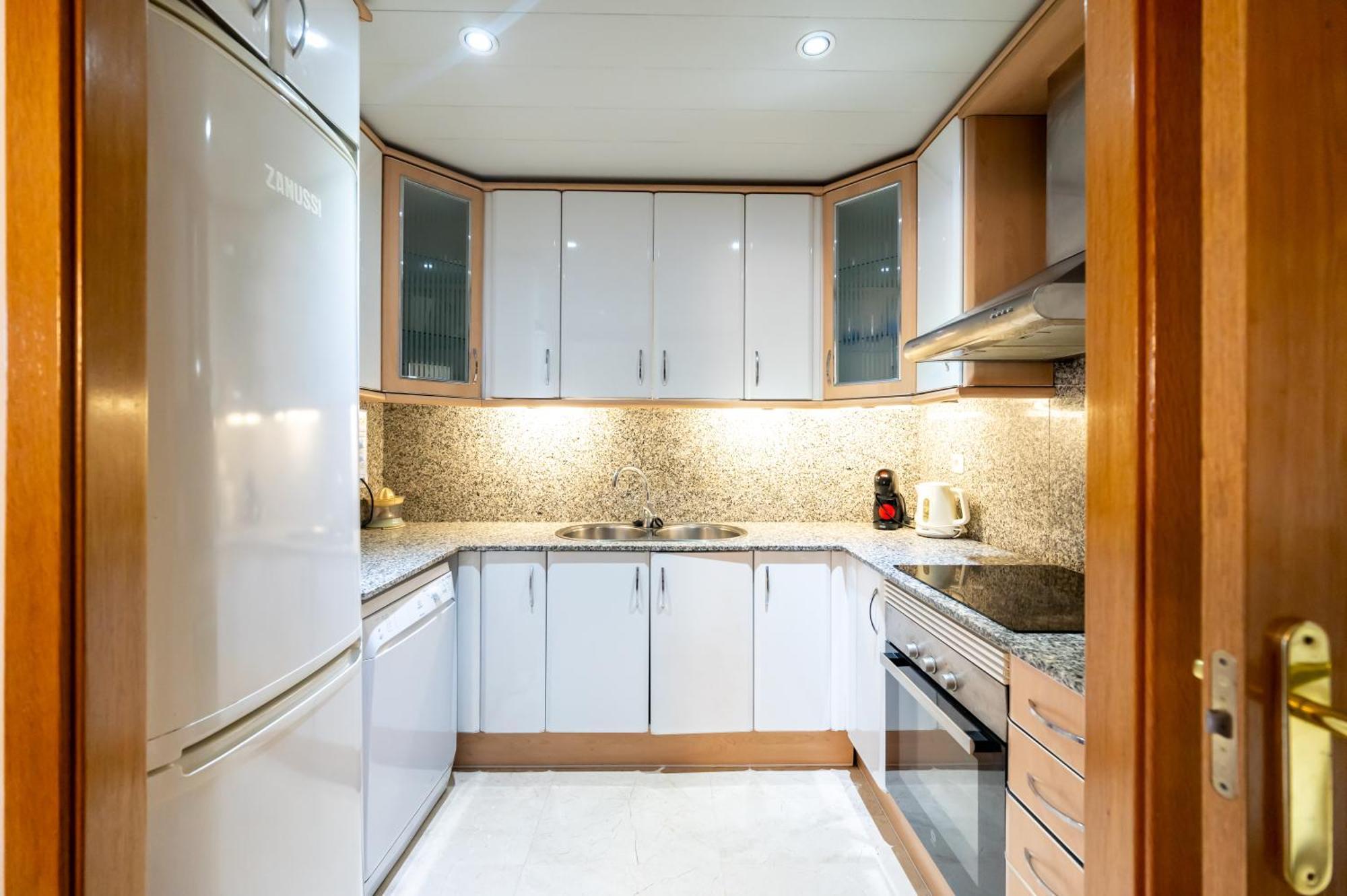 דירות ברצלונה Comfy Downtown + Private Terrace מראה חיצוני תמונה
